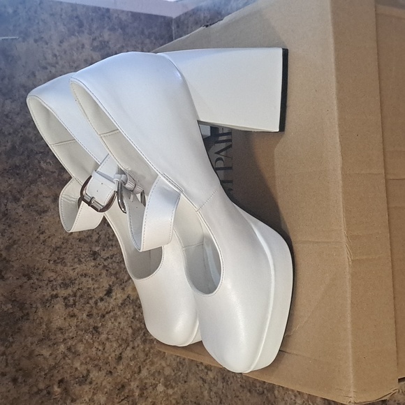 NWB Mary Jane Pump Block Heels 7.5 - Picture 4 of 8